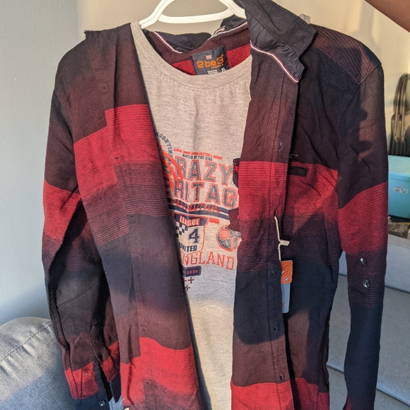 Casual Shirt with hoodie - Picture 2 of 5